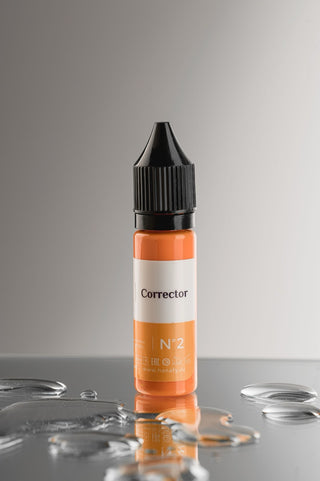 Corrector No. 2 orange pigment to correct cool grey healed brows